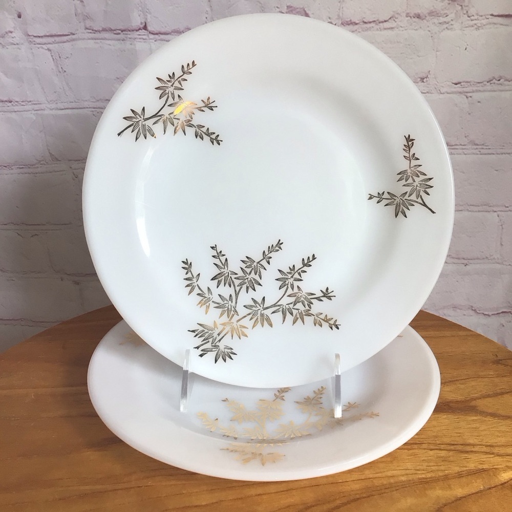 Vintage Federal Glass Golden Bamboo Dinner Plates - Set of 2